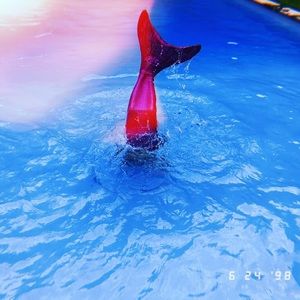 Meet your Posher, Eveline